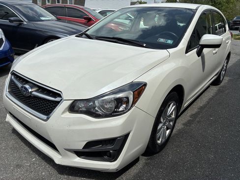 Used 2016 Subaru Impreza 2.0i Premium w/ Popular Package #1 AWD/4WD image 3