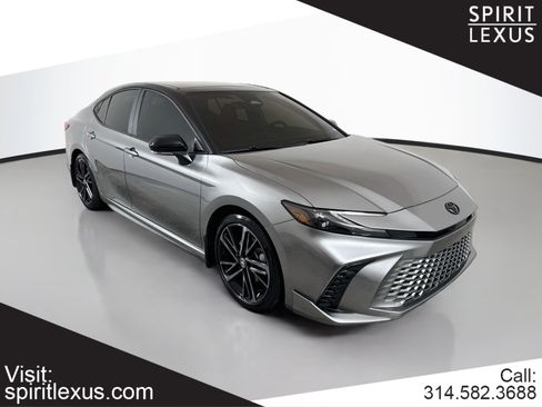 Used 2025 Toyota Camry XSE w/ Premium Package FWD image 1
