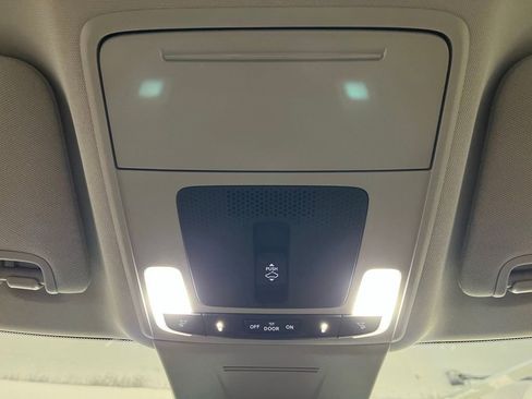 Used 2024 Honda Civic Touring image 9