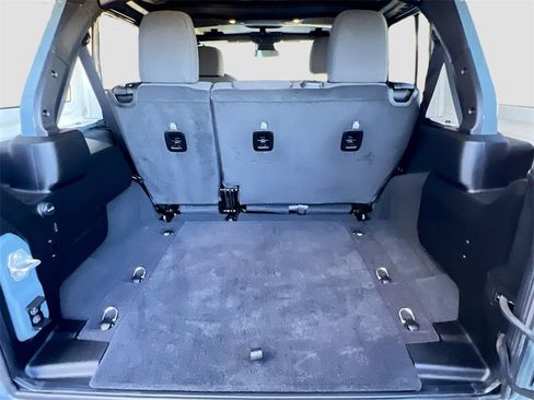 Used 2024 Jeep Wrangler Sport S image 25