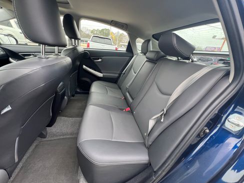 Used 2013 Toyota Prius Four image 29