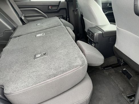 Used 2025 Toyota 4Runner TRD Off-Road image 22