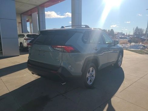Used 2019 Toyota RAV4 XLE image 7