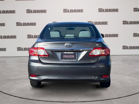 Used 2011 Toyota Corolla LE image 4