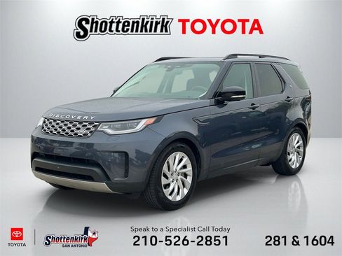 Used 2024 Land Rover Discovery S image 1