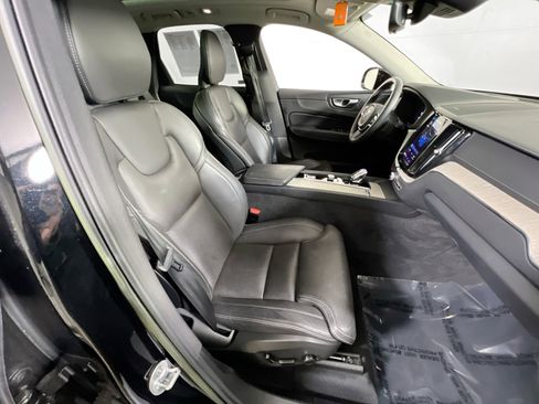 Used 2022 Volvo XC60 B5 Inscription w/ Advanced Package image 28