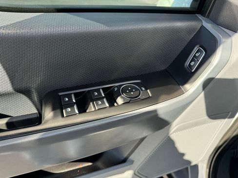 Used 2022 Ford F150 XLT w/ Trailer Tow Package image 15