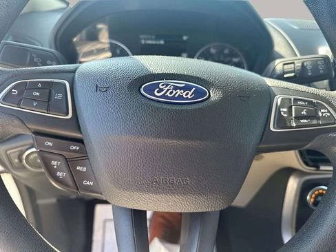 Used 2021 Ford EcoSport SE w/ SE Convenience Package FWD image 12