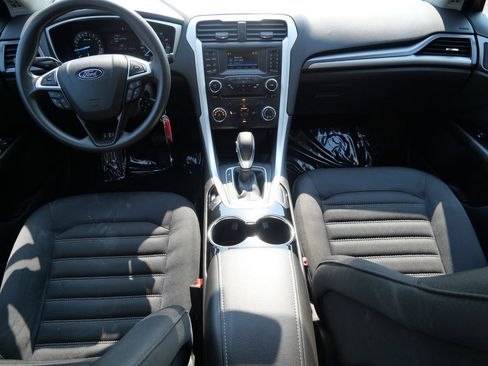 Used 2015 Ford Fusion SE FWD image 14