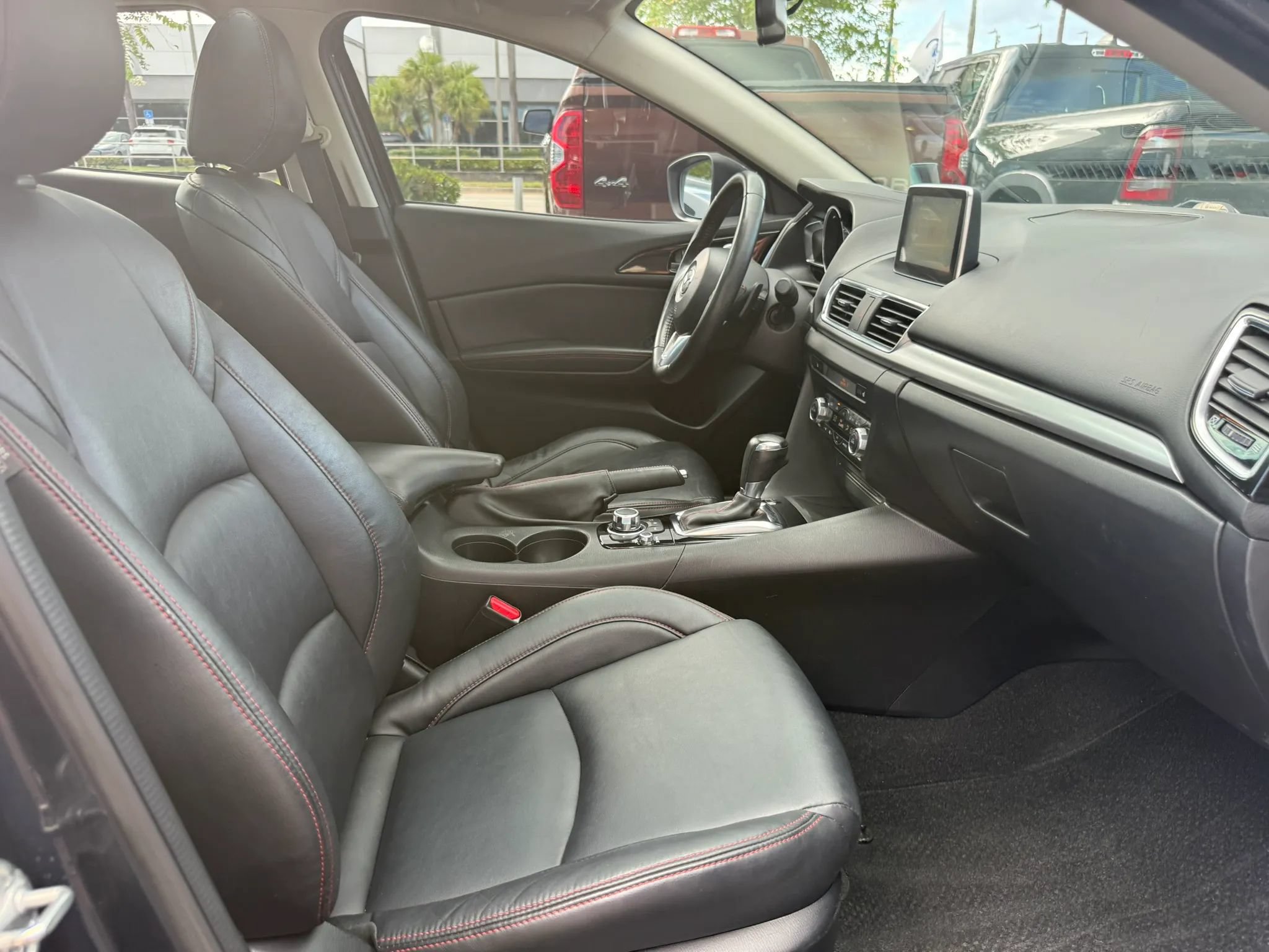 Used 2016 MAZDA MAZDA3 s Touring FWD image 28