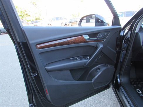 Used 2018 Audi Q5 2.0T Premium Plus image 6