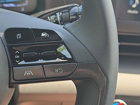 New 2026 Hyundai Elantra Sport FWD image 23