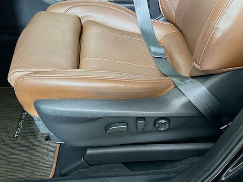 Used 2023 Subaru Ascent Touring image 20