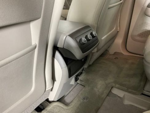 Used 2017 Buick Enclave Leather FWD image 20