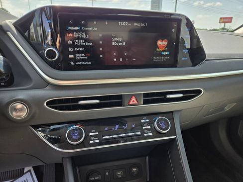 Used 2023 Hyundai Sonata SEL w/ Convenience Package FWD image 25
