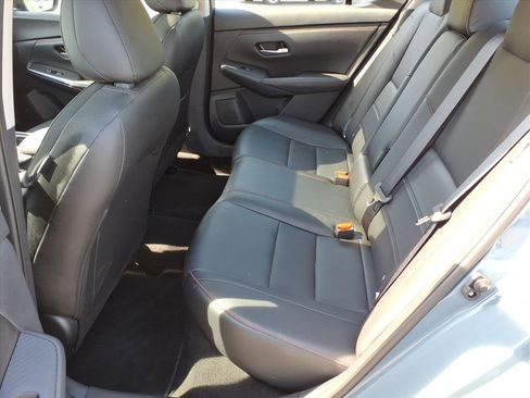 Certified 2025 Nissan Sentra SR w/ SR Premium Package FWD image 11