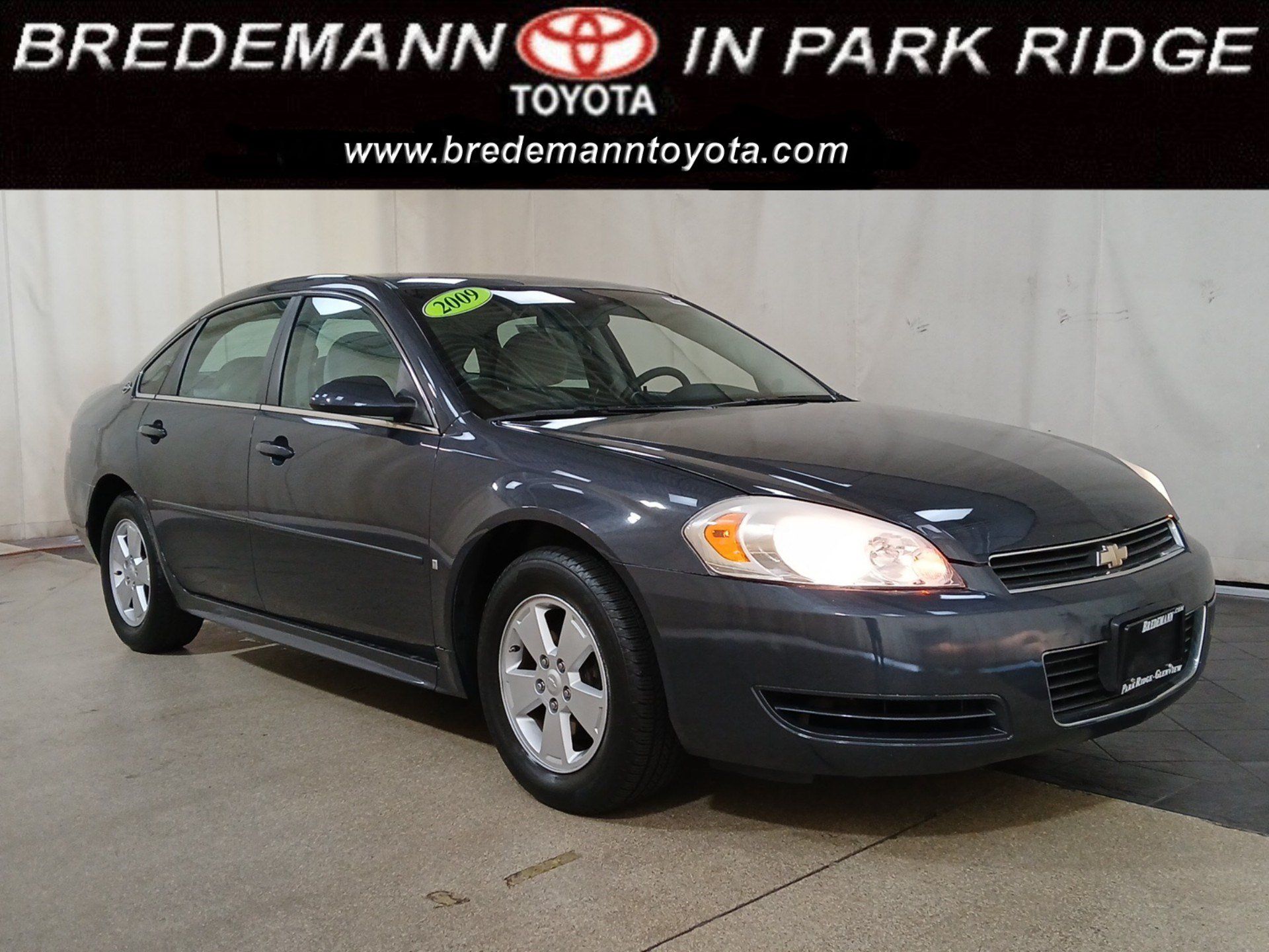 Used 2009 Chevrolet Impala LT FWD image 1