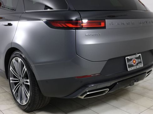 Used 2024 Land Rover Range Rover Sport SE AWD/4WD image 44