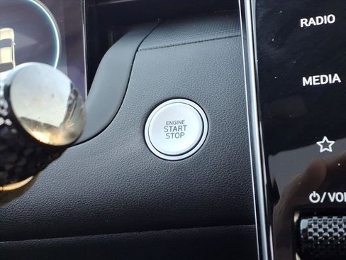 Used 2023 Hyundai Santa Cruz SEL w/ Activity Package image 17