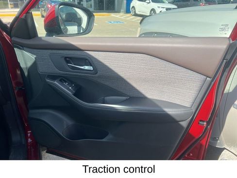 Used 2023 Nissan Rogue SV AWD/4WD image 19