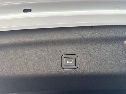 New 2026 GMC Yukon XL Denali w/ Sun & Power Step Package image 22