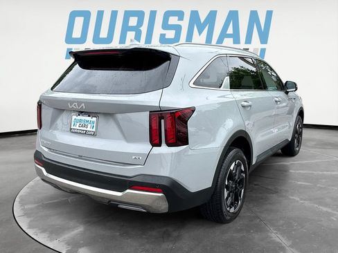 Certified 2025 Kia Sorento S AWD/4WD image 6