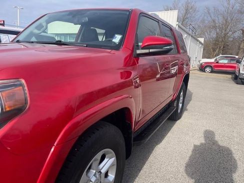 Used 2018 Toyota 4Runner SR5 Premium image 5