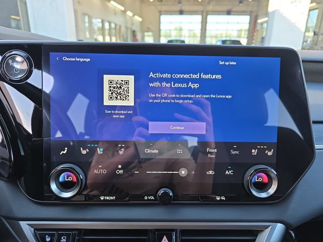 Certified 2025 Lexus RX 450h AWD w/ Convenience Package image 20