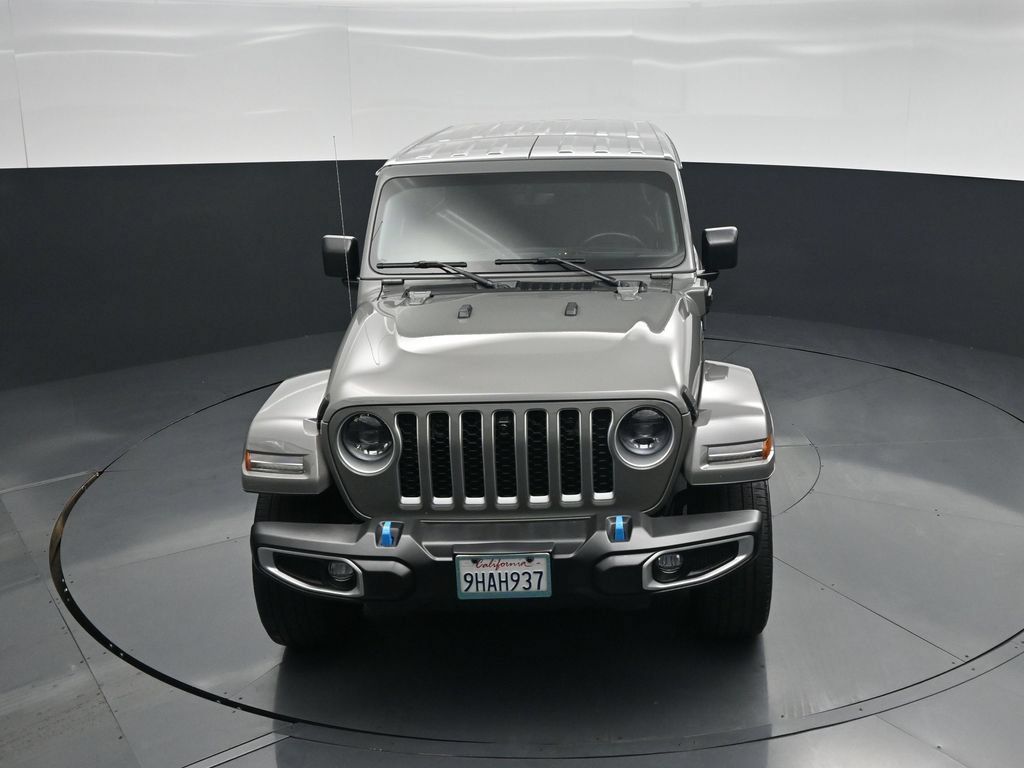 Used 2023 Jeep Wrangler Unlimited Sahara w/ Cold Weather Group AWD/4WD image 35