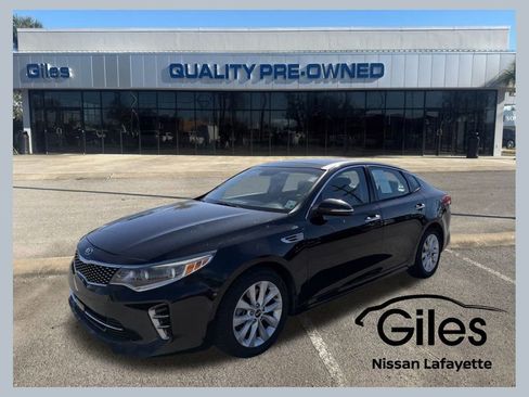 Used 2017 Kia Optima EX w/ Premium Package image 1