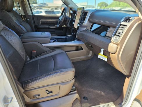Used 2025 RAM 2500 Limited image 13