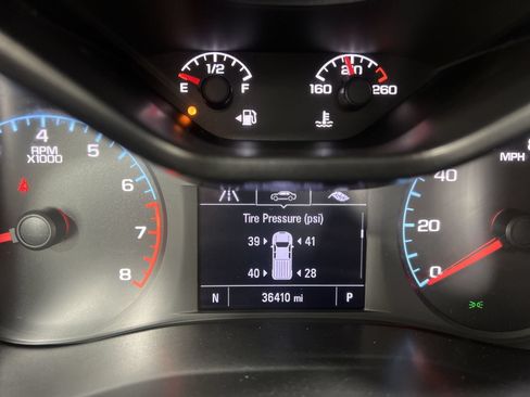 Used 2022 GMC Canyon Elevation w/ Elevation Premium Package AWD/4WD image 15