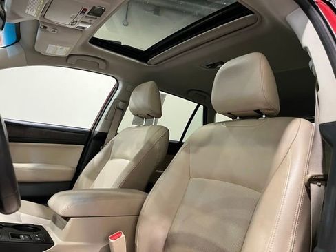 Used 2016 Subaru Outback 2.5i Limited AWD/4WD image 20