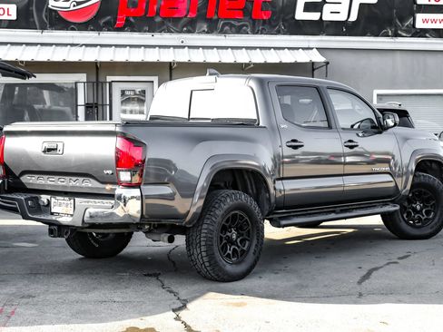 Used 2020 Toyota Tacoma SR5 image 14