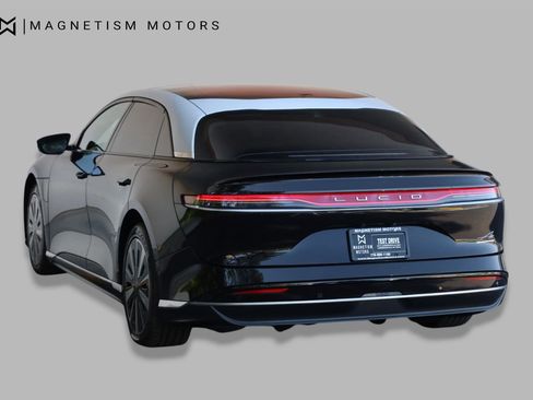 Used 2025 Lucid Air Touring AWD/4WD image 9