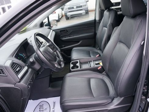 Certified 2024 Honda Odyssey EX-L image 16