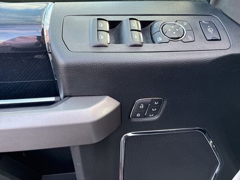 Used 2020 Ford F450 Platinum w/ FX4 Off-Road Package image 23