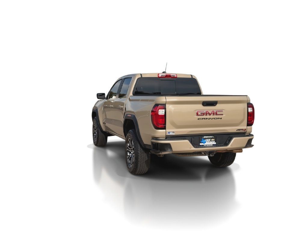 Used 2023 GMC Canyon AT4 w/ AT4 Premium Package AWD/4WD image 7