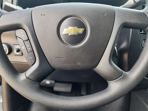 New 2024 Chevrolet Express 3500 w/ Power Convenience Package image 28
