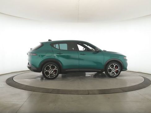 Used 2024 Alfa Romeo Tonale Veloce image 6