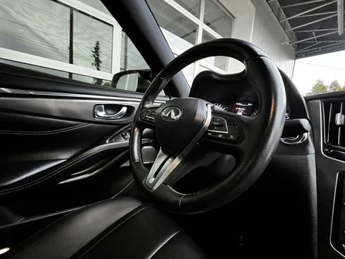 Used 2018 INFINITI Q60 3.0t Luxe image 27