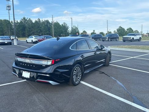 Used 2024 Hyundai Sonata Limited FWD image 35