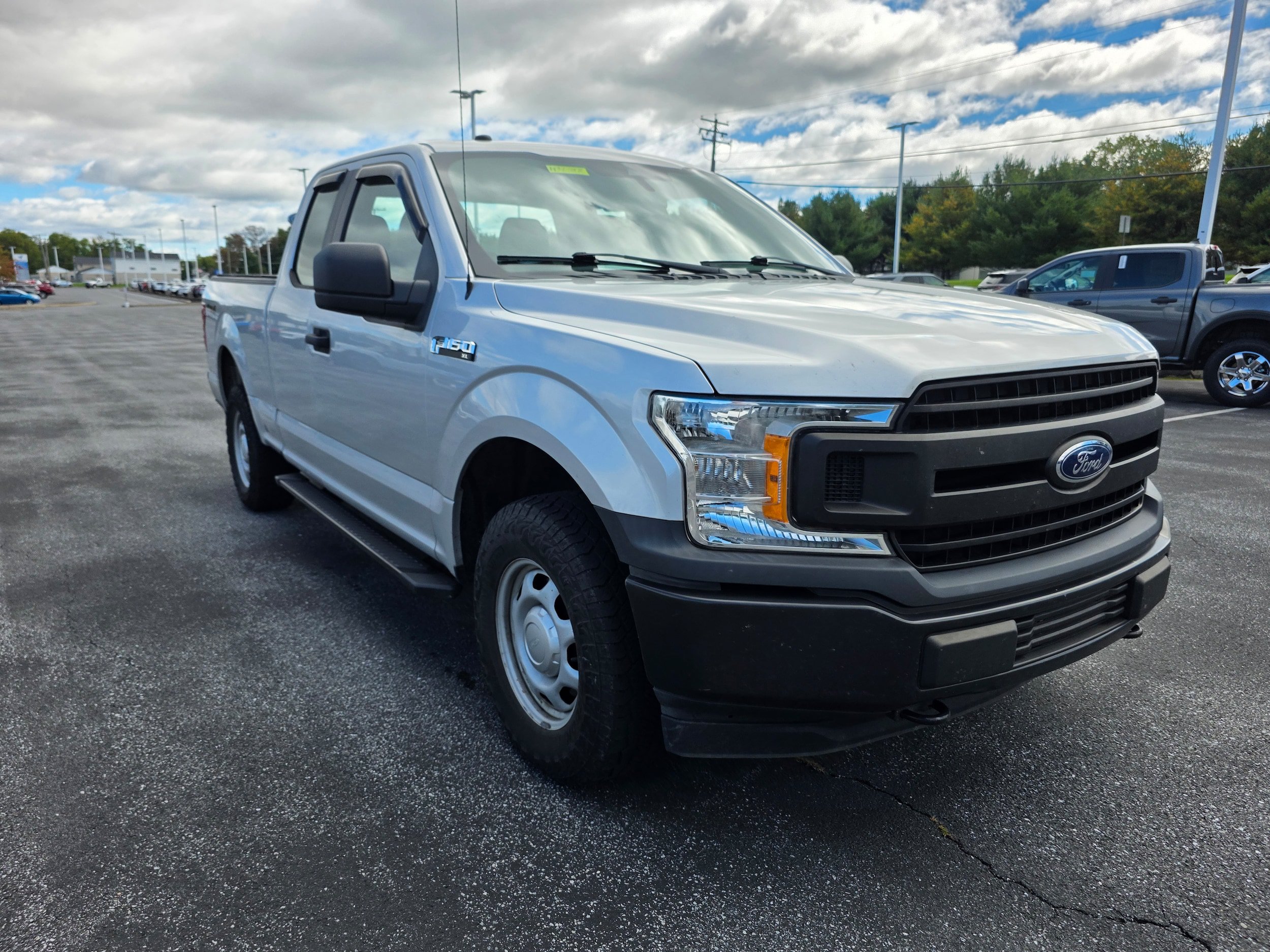 Used 2019 Ford F150 XL w/ Equipment Group 101A Mid AWD/4WD image 7