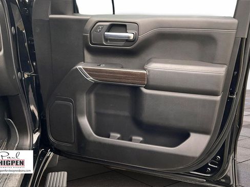 Used 2021 Chevrolet Silverado 1500 RST image 23