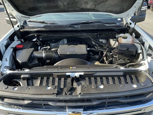 Used 2024 Chevrolet Silverado 3500 LT image 33