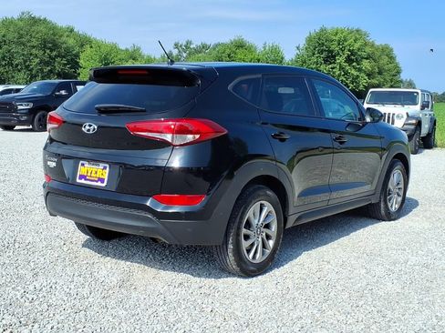 Used 2018 Hyundai Tucson SE w/ Cargo Package FWD image 11
