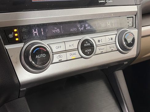 Used 2015 Subaru Outback 3.6R Limited w/ Popular Package #4 image 21