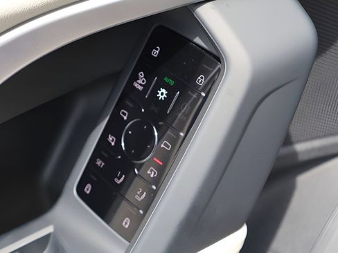 New 2026 Audi Q5 Premium Plus AWD/4WD image 10