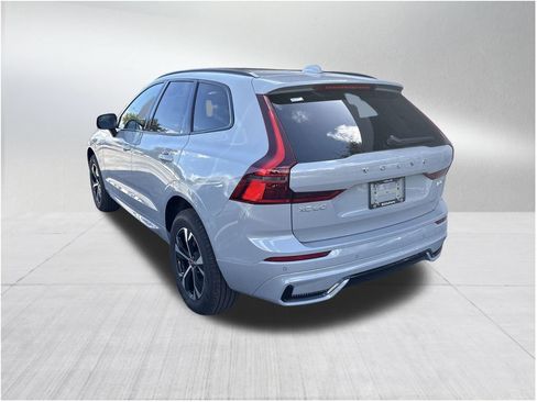 New 2026 Volvo XC60 B5 Core image 7