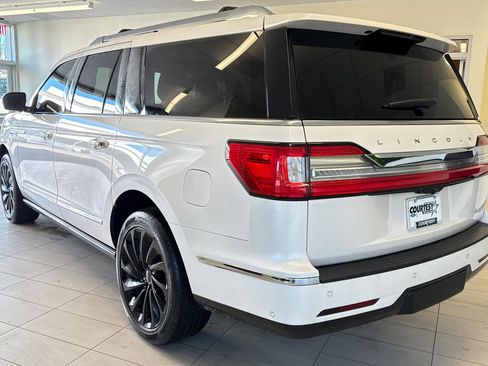 Used 2018 Lincoln Navigator L Reserve w/ Technology Package image 6